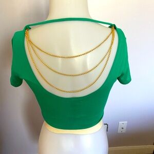 Green crop top with gold chain 💚